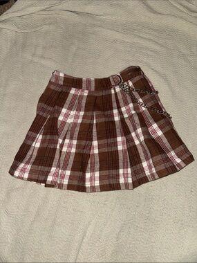 Brown Plaid Pleated Skirt with Chain Accent
